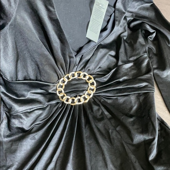 Cache Black Top - Picture 8 of 8